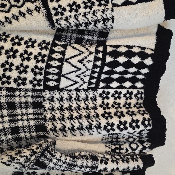 POL Oversized Soft Sweater - Picture 8 of 10